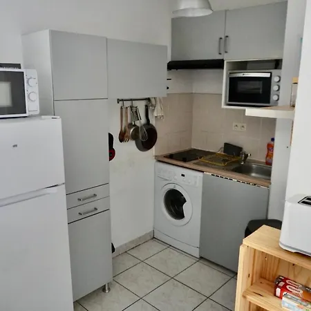 T2 Lumineux Et Piscine * Montpellier
