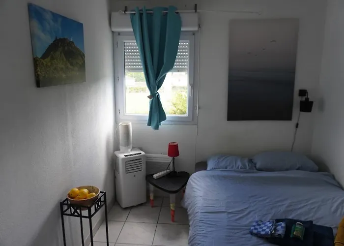 T2 Lumineux Et Piscine *